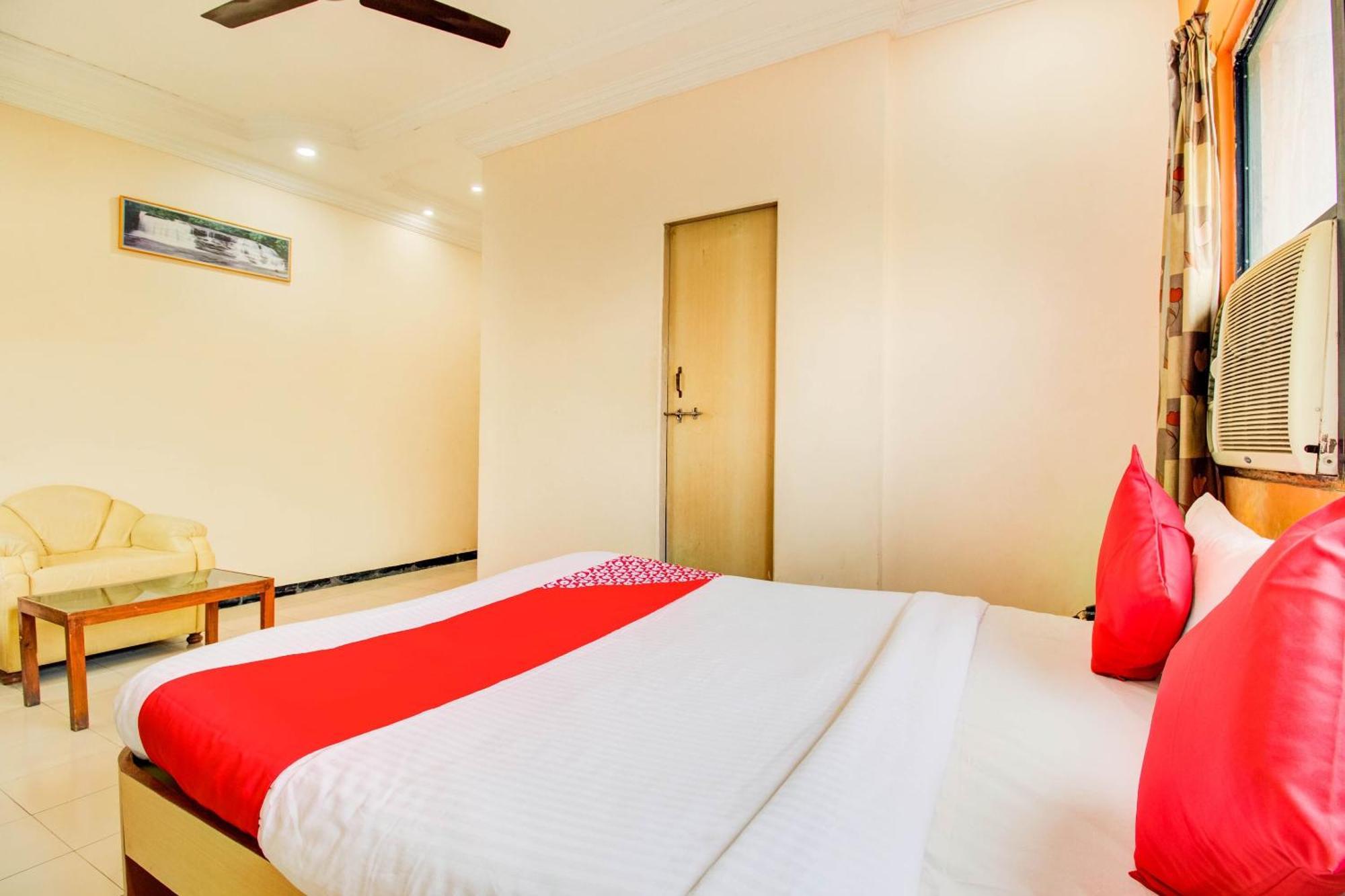 Hotel O Sri Jai Palace Nashik Buitenkant foto